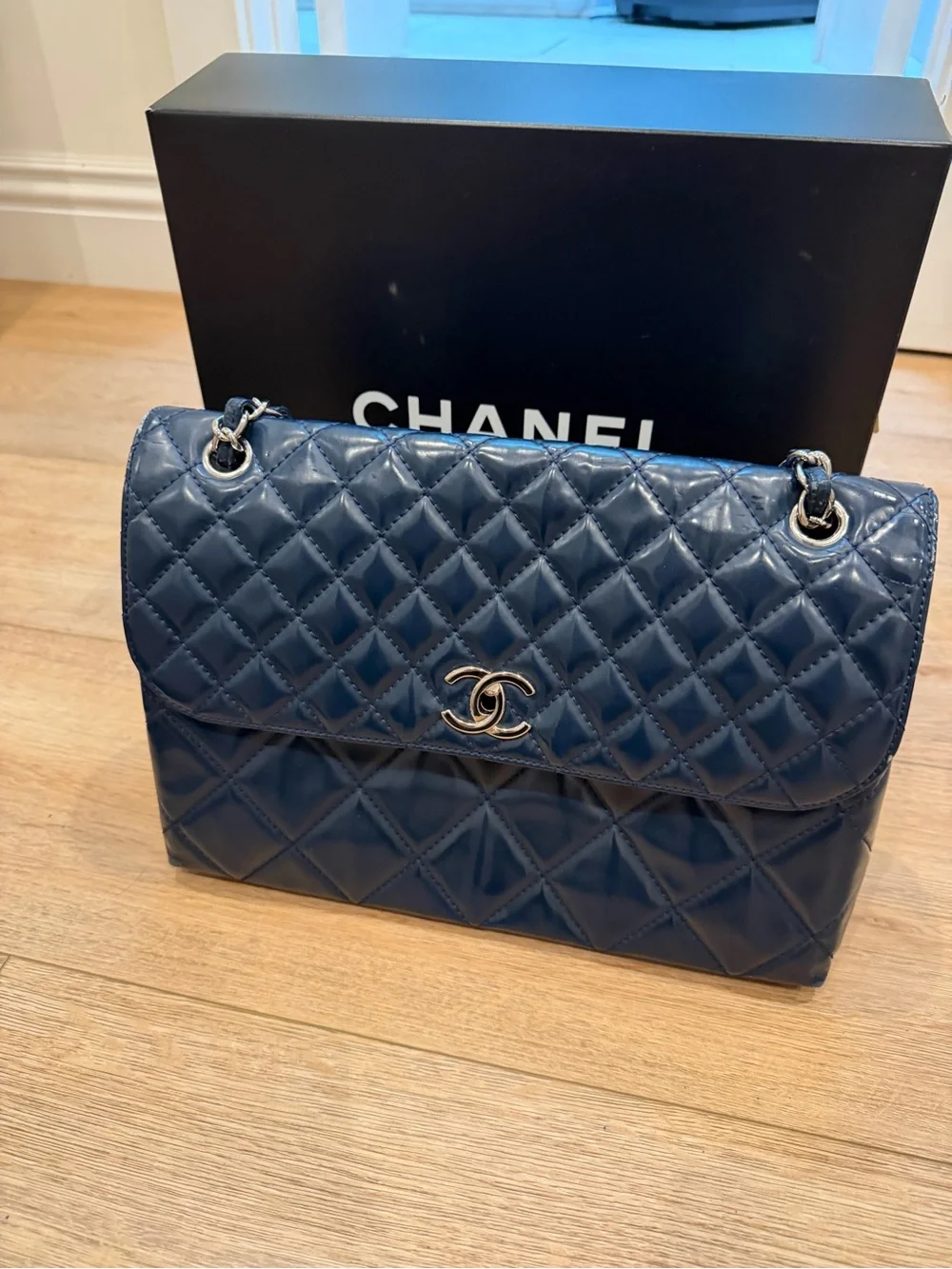 CHANEL classic quilted